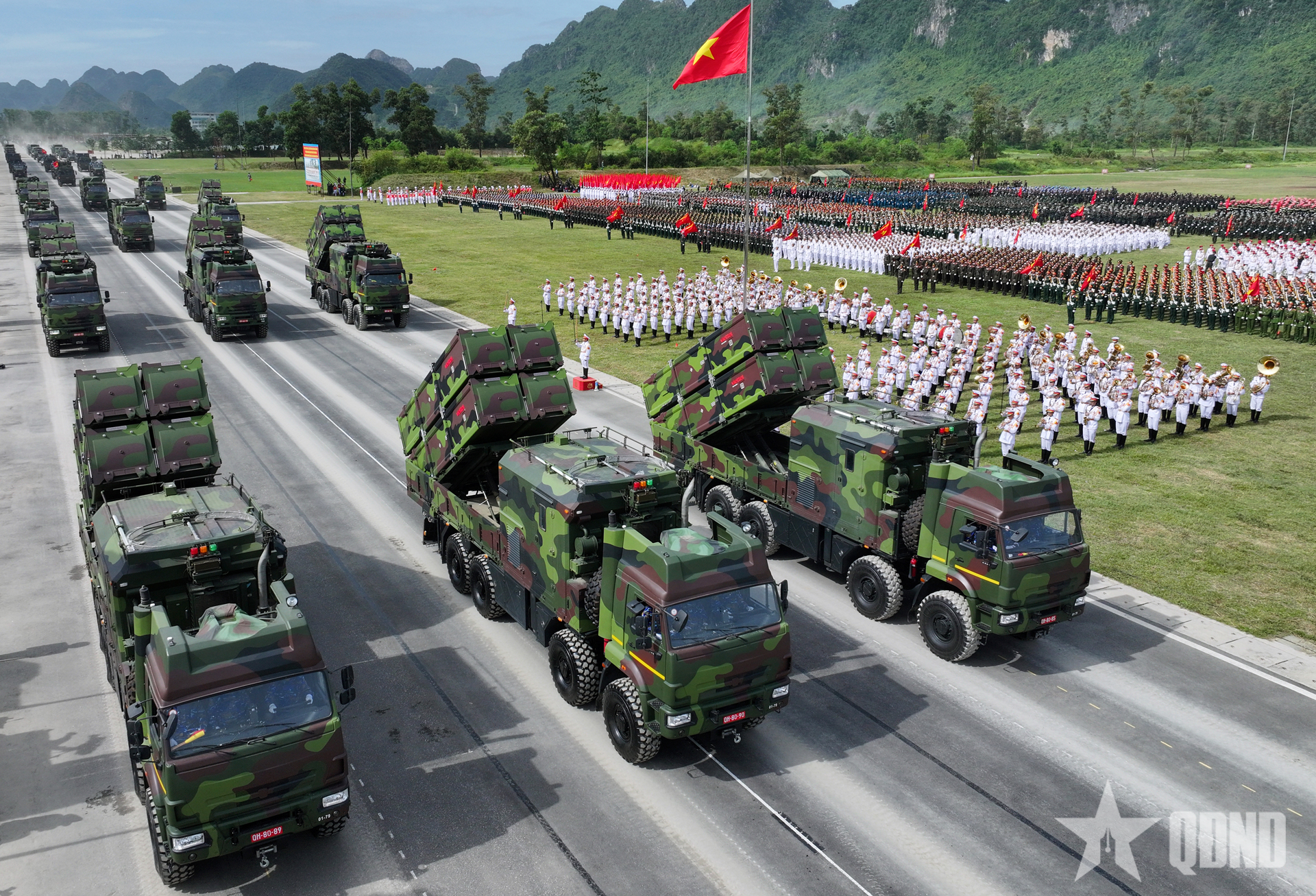Hậu cần toàn dân trong xây dựng nền quốc phòng toàn dân vững mạnh, hiện đại - Bài 3: Xây dựng hậu cần Quân đội làm nòng cốt trong kỷ nguyên phát triển mới (Tiếp theo và hết)